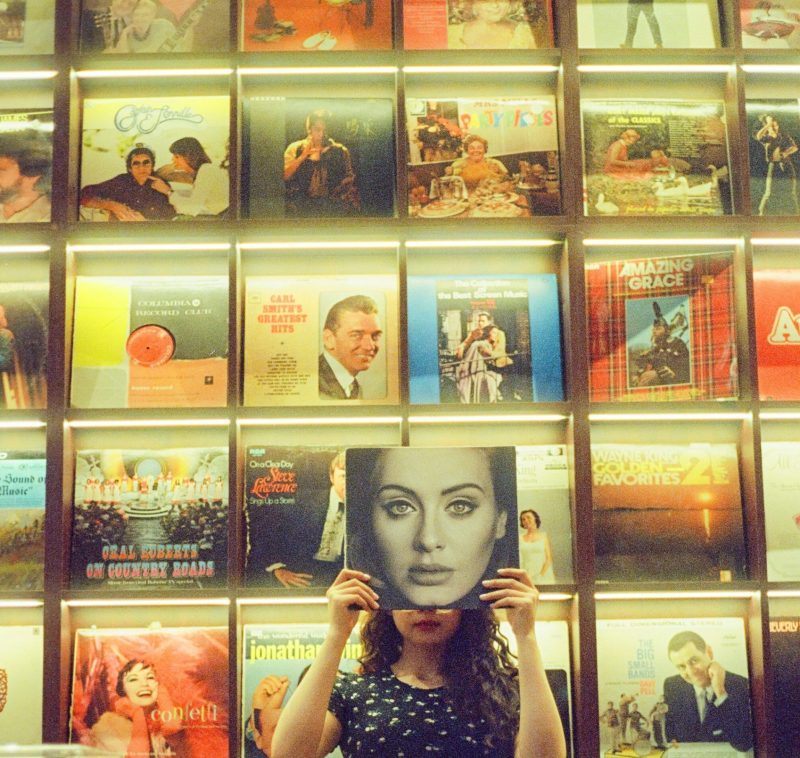 h-ng-ph-m-GNU06ffYg-I-unsplash